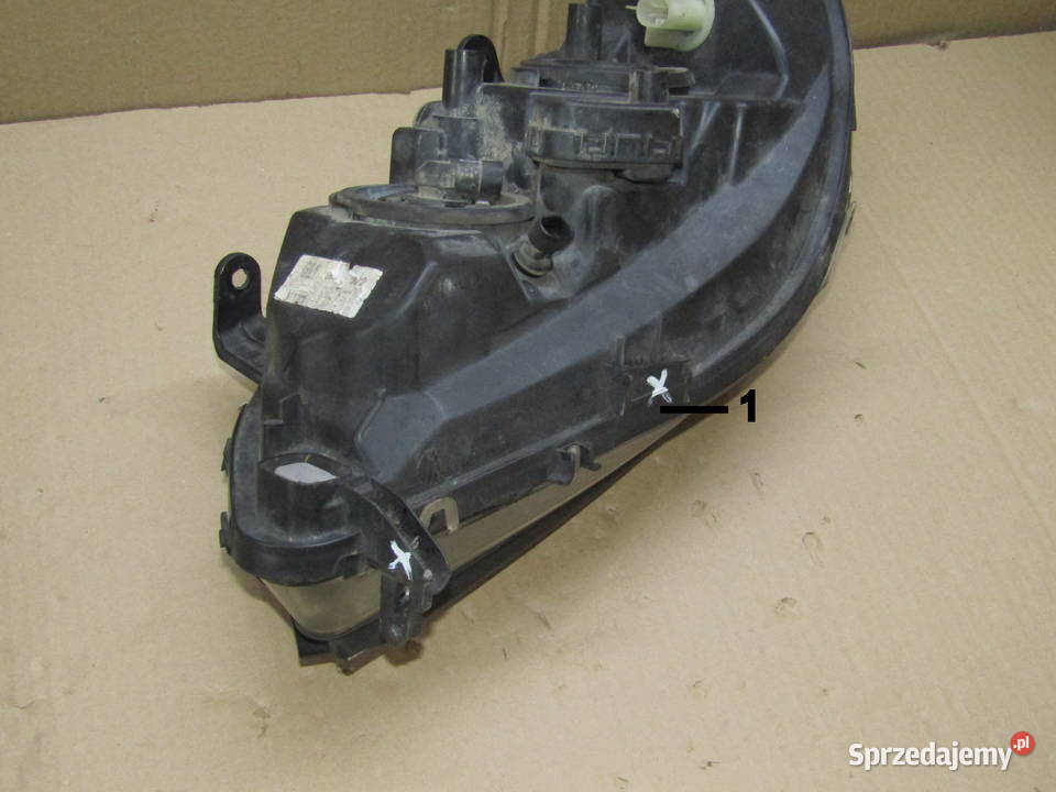 LAMPA PRZEDNIA PRAWA OPEL ZAFIRA A 89100055