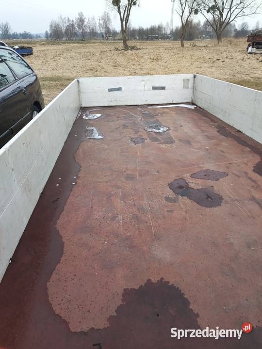 Przyczepa platforma burtowa dwuosiowa 2000 dmc Sędziszów Małopolski sprzedam