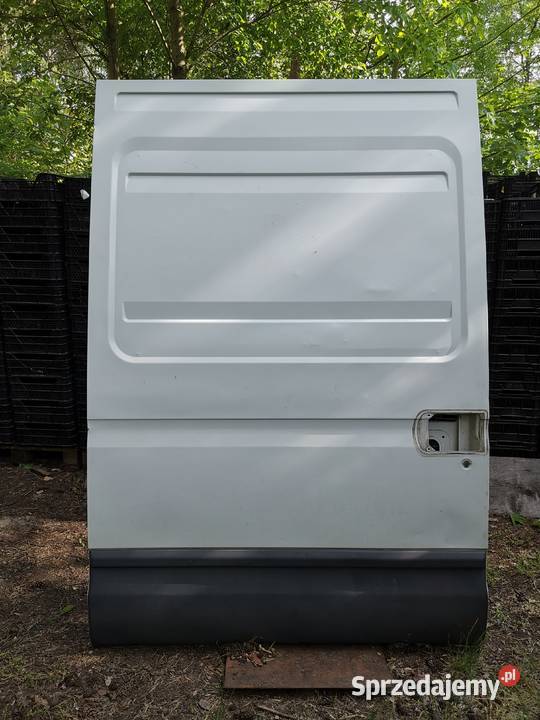 Iveco Daily Drzwi przesuwne prawe 2012 Poznań