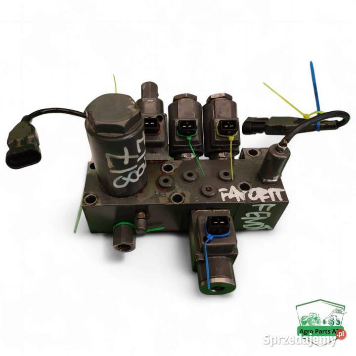 Blok zaworów G718100600011 Fendt 820 Vario Ciechanowiec