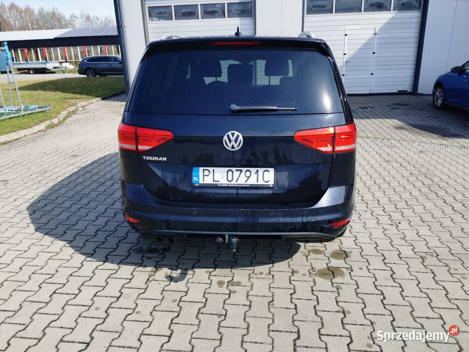 Volkswagen Touran 20 TDI BMT Highline DSG FV23 kupiony w polskim salonie