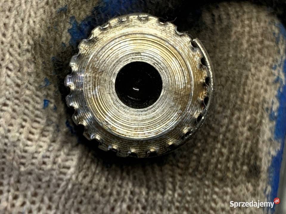 PÓŁOŚ LEWY PRZÓD SUZUKI SWIFT III 13 92 PRZEGUB