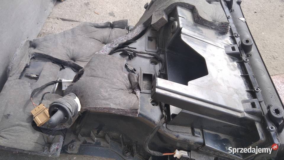 Audi A4 B6 B7 schowek pasażera klimatyzowany