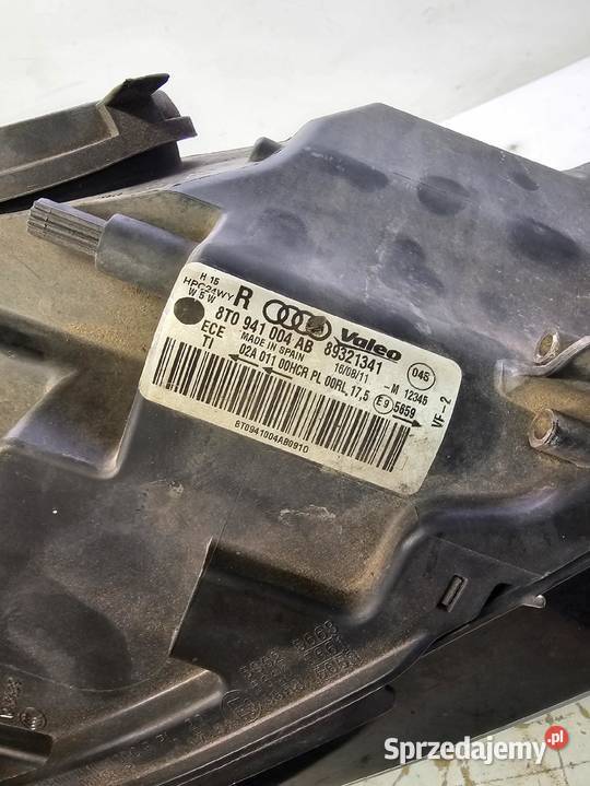 REFLEKTOR PRAWY PRZÓD AUDI A5 8T0941004AB Przystajń