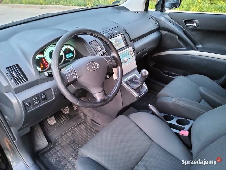 Toyota Corolla Verso 18 benzyna stan sprowadzony świętokrzyskie Kielce sprzedam