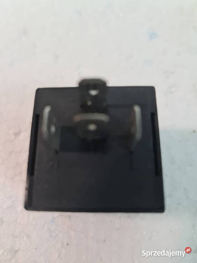 FIAT 126P EL Przekażniki włączniki kierunki świętokrzyskie sprzedam