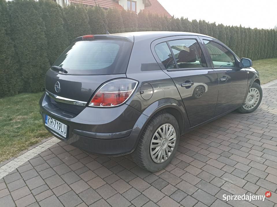 Opel Astra 17 CDTI radio Astra