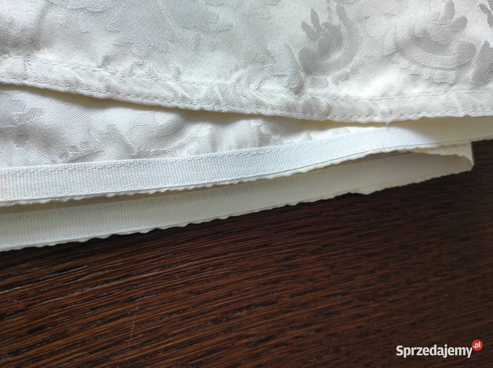 Obrus owalny ecru 180140 Nowy Białystok