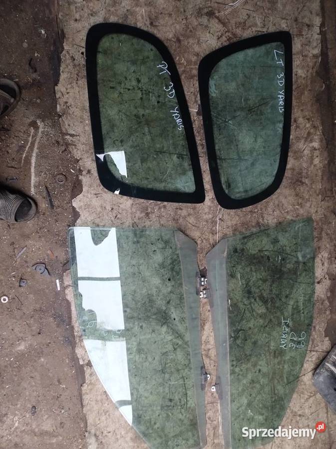 TOYOTA YARIS I 3D szyba boczna osobowe Kielce