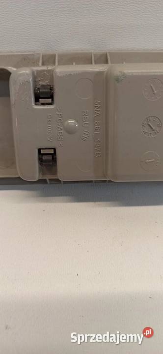 VW TIGUAN II LAMPKA PODSUFITKI PRAWA 5NA861137B sprzedam