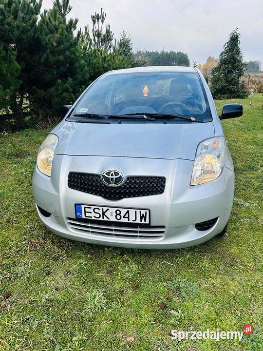 Toyota Yaris 10 benzyna 2008 Rok produkcji 2008 Łódź