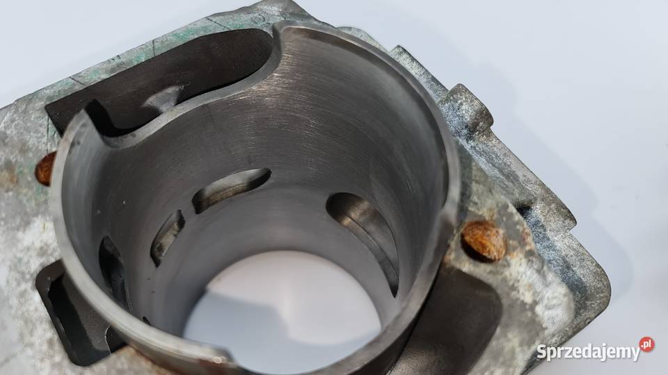 Cylinder Cylindry Lynx 59 Yeti 550 Skidoo Tundra Łódź