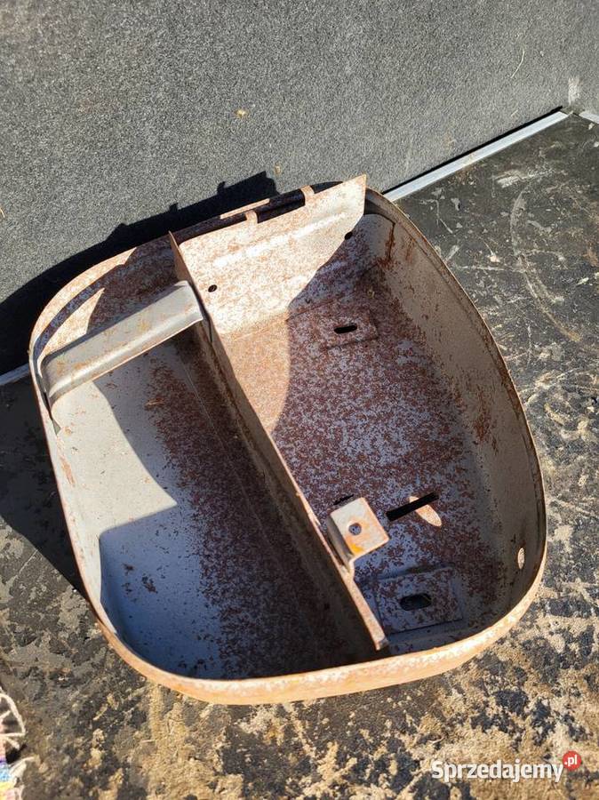 SKRZYNKA NARZĘDZIOWA IFA BK 350 IFA RT 125 MZ Rybnik