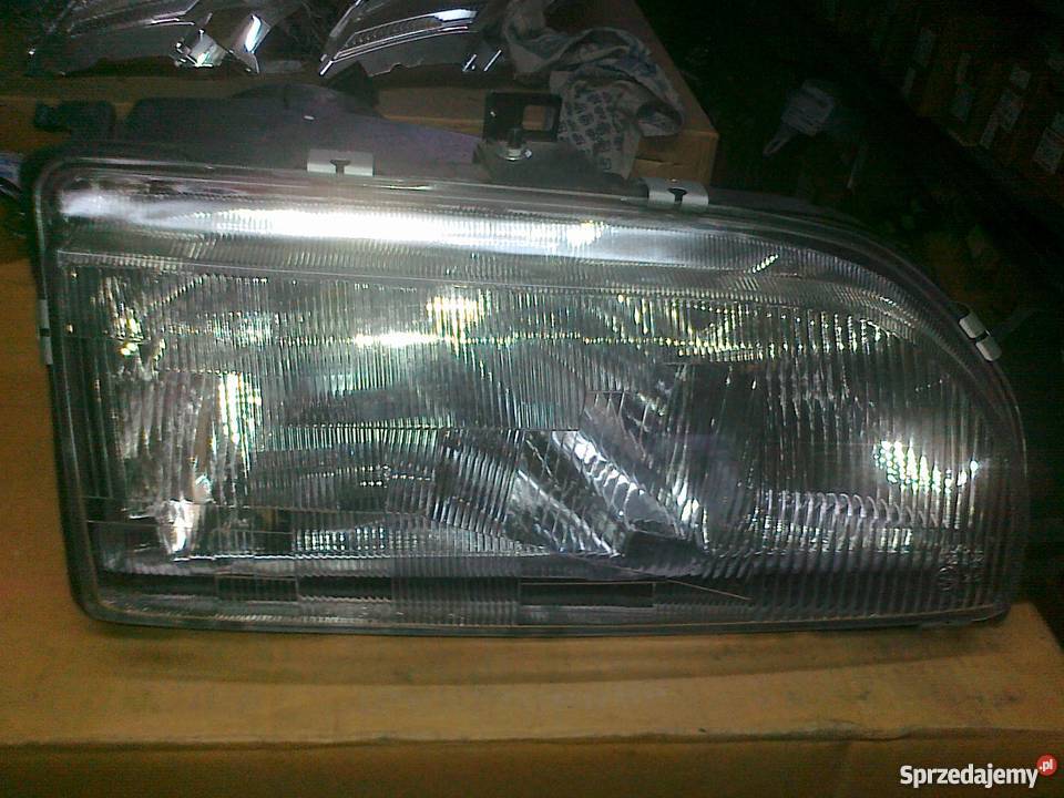 FORD SIERRA 8792 REFLEKTOR H4 LE NOWY osobowe mazowieckie Pruszków