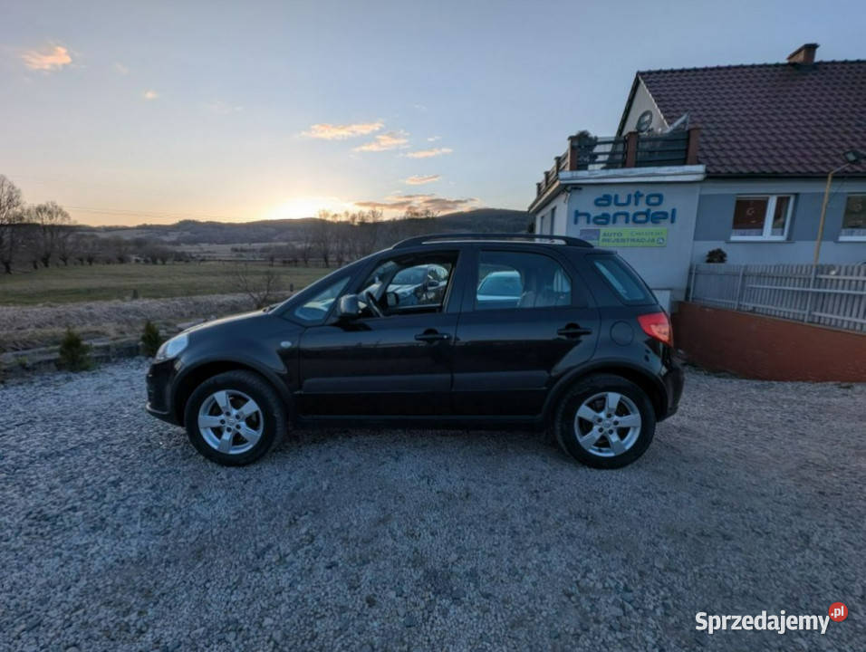 Suzuki SX4 4X4 16 benzyna HAK auto na ryby I ESP