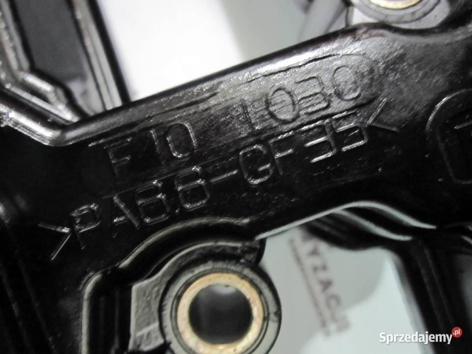 Mercedes CLK 18i 06r pokrywa zaworów A2710191030