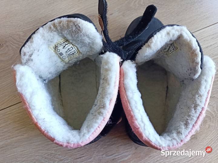 Buty trzewiki dziewczęce ocieplane Wojtyłko 27 Płock sprzedam
