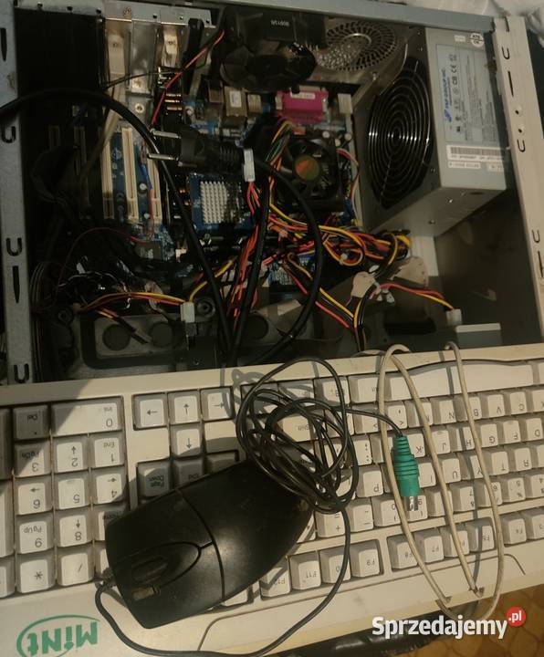 Zamienię Retro athlon ddr1 monitor 15 crt z Athlon 64 Elektronika