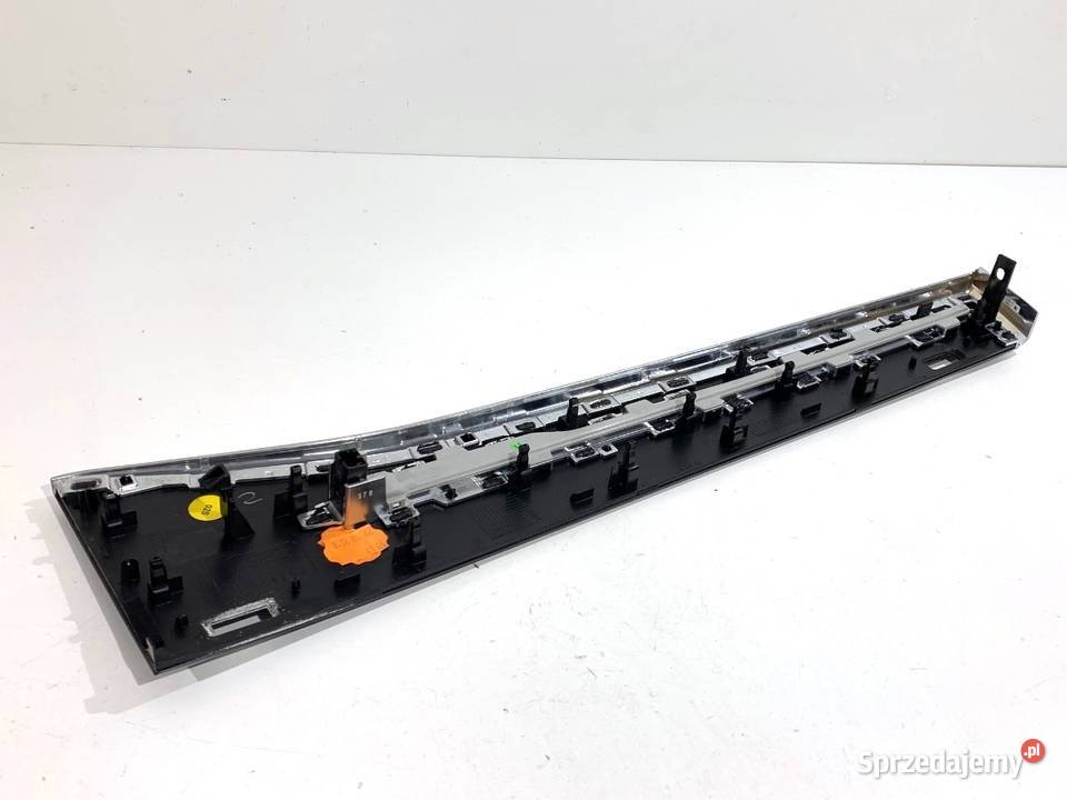 LISTWA DEKOR KONSOLI AUDI Q8 4M8857720E SUV Listwy