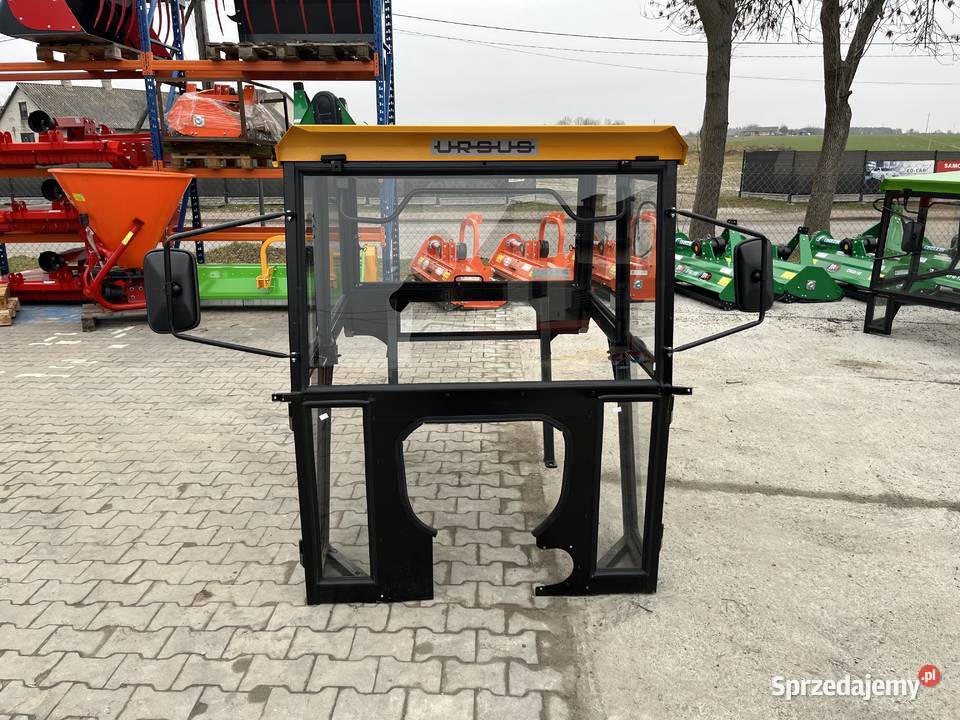 Kabina ciągnikowa Ursus C330 Ursus C360 MF235 Trojanów