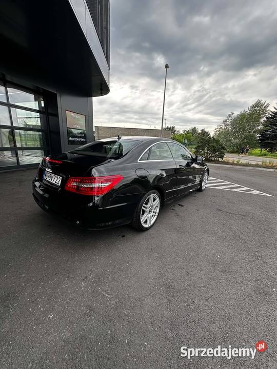 Sprzedam MERCEDESA E klasa Coupe benzyna Warszawa sprzedam