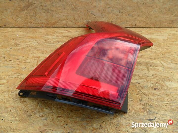 LAMPA LEWA TYLNA LEWY TYŁ VOLVO V90 32228008
