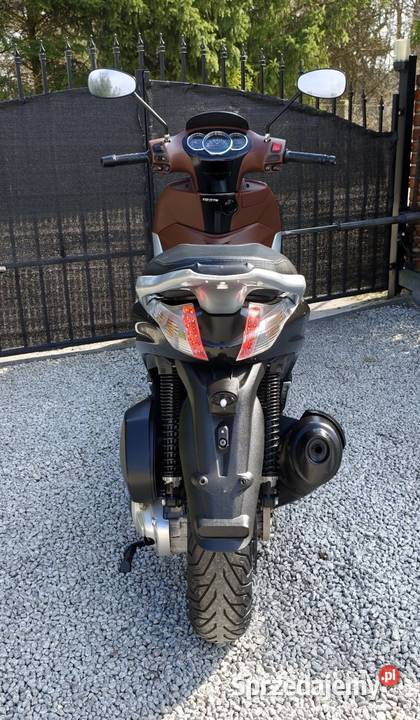 Skuter Piaggio Beverly 125cc 2012r 8 Wtrysk LED Łask