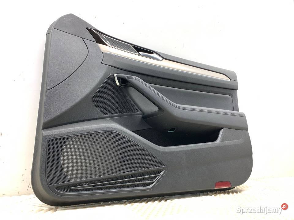 BOCZEK DRZWI PRAWY PRZÓD VW PASSAT B8 Kombi sprzedam