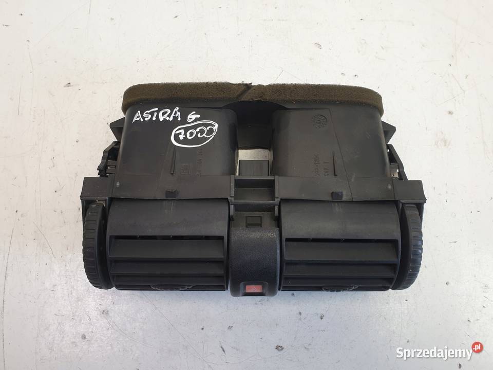 Opel Astra G II ŚRODKOWA KRATKA NAWIEWU 90560344 Janów