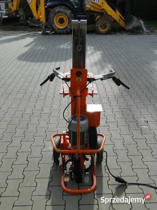 Łuparka do drewna Rębak hydrauliczny Markowy