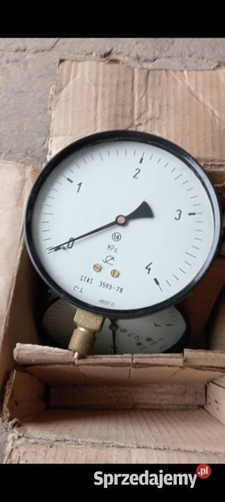 Manometr ciśnieniomierze nowe PRL Pozostałe śląskie Ogrodzieniec