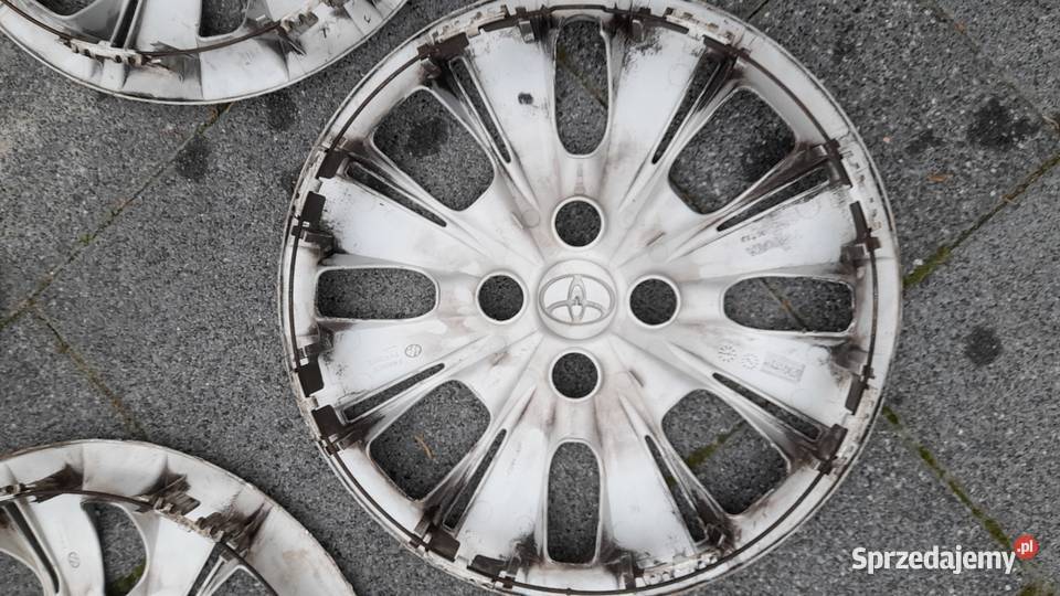 oryginalne kołpaki Toyota Yaris Auris Aygo sprzedam
