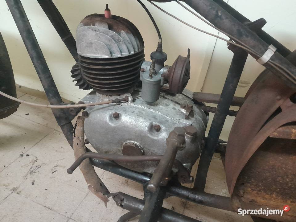 Csepel 125 wsk shl sokół motocykl z minionej nieuszkodzony świętokrzyskie Tychów Nowy