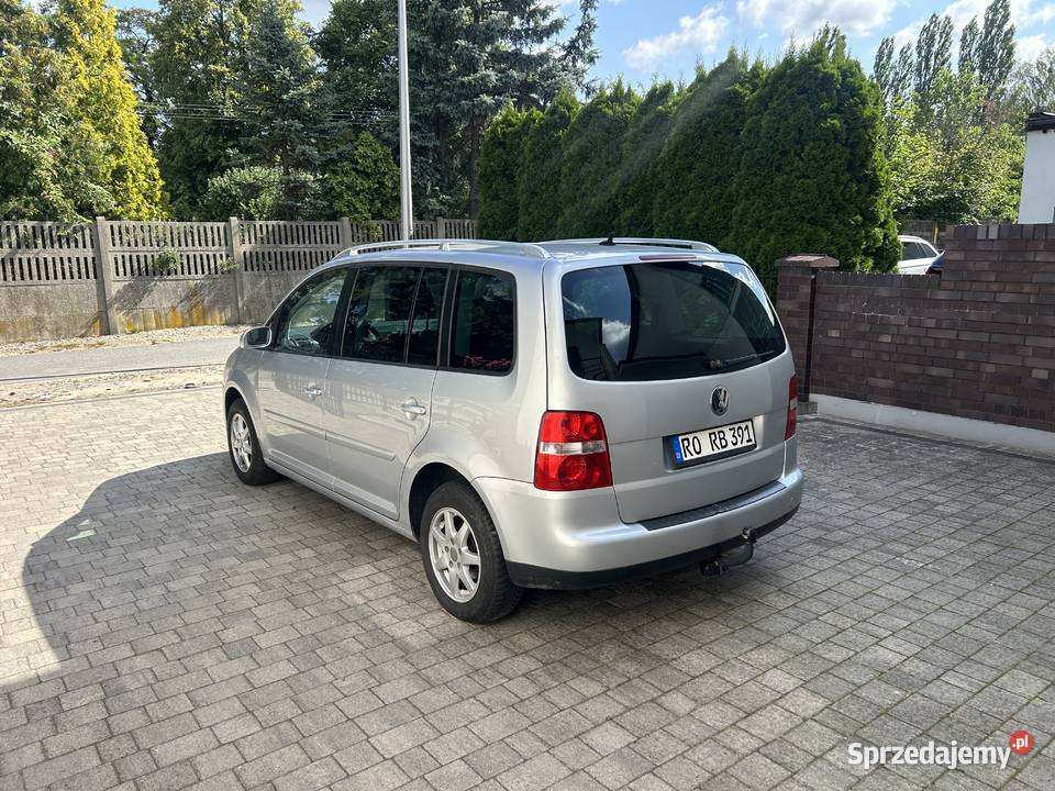 Volkswagen Touran 20 TDI Highline Climatronic światła przeciwmgielne wielkopolskie Ostrzeszów