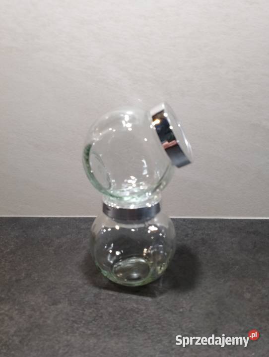 Słoiczki szklane na przyprawy z metalową