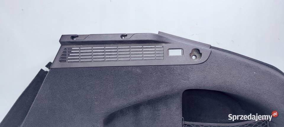 TAPICERKA BOCZEK BAGAŻNIKA PRAW AUDI A7 Przystajń