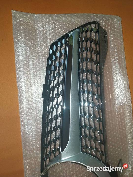 Grill atrapa cls w219 przedlift 20042008 nowy