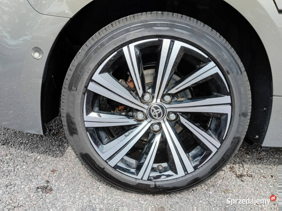 Toyota Corolla E21 2019 nawigacja lubelskie Janów Lubelski