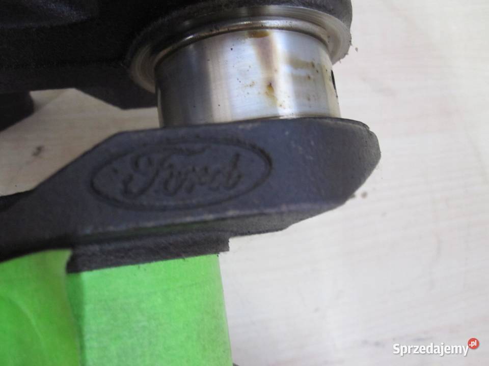 FORD FIESTA 125 B SNJA 82 08r wał korbowy