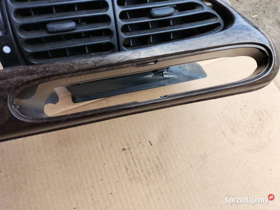 FORD MONDEO MK2 RAMKA OSŁONA LICZNIKA ZEGARÓW Kamień-Kolonia sprzedam