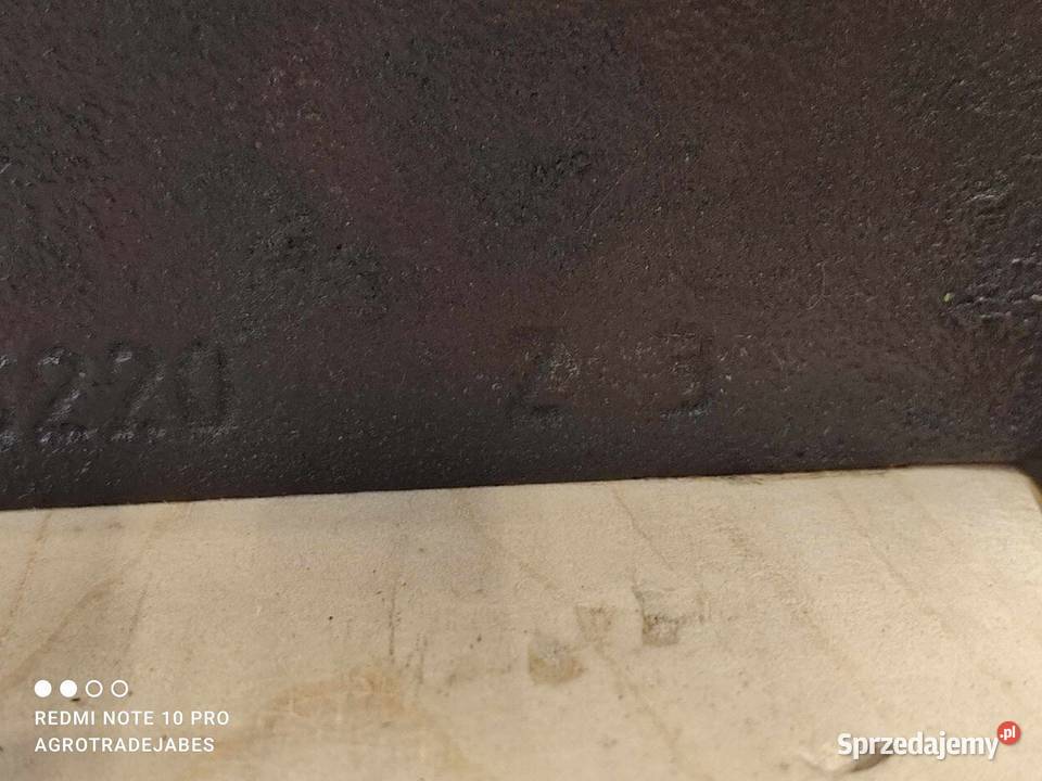 Rozdzielacz hydrauliczny MANITOU 08105220