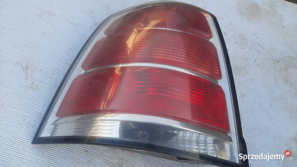 Lampa tylna lewa Opel Zafira B 24451841 Dębno