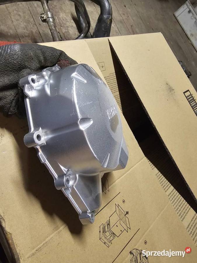 Yamaha FZ6 pokrywa dekiel osłona silnika lewa Pokrywy i osłony silnika Jelenia Góra