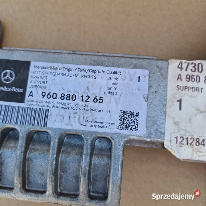 MERCEDES ACTROS MP4 UCHWYT MOCOWANIE WSPORNIK Bieleń