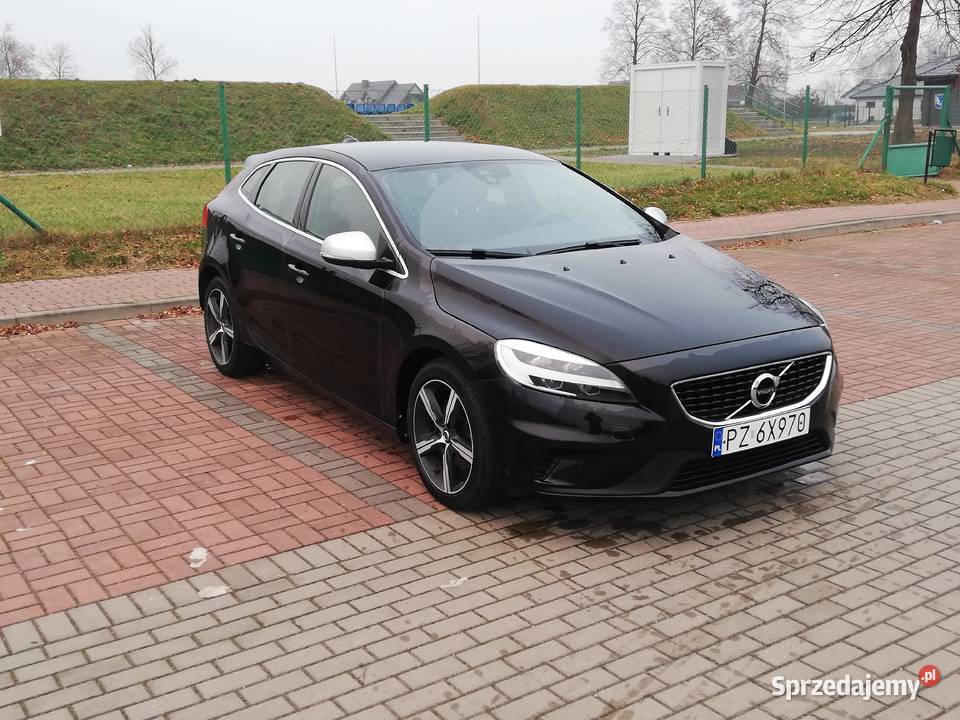Volvo V40 T4 Rdesign 190 LED 2018 wielofunkcyjna kierownica V40 wielkopolskie Sompolno
