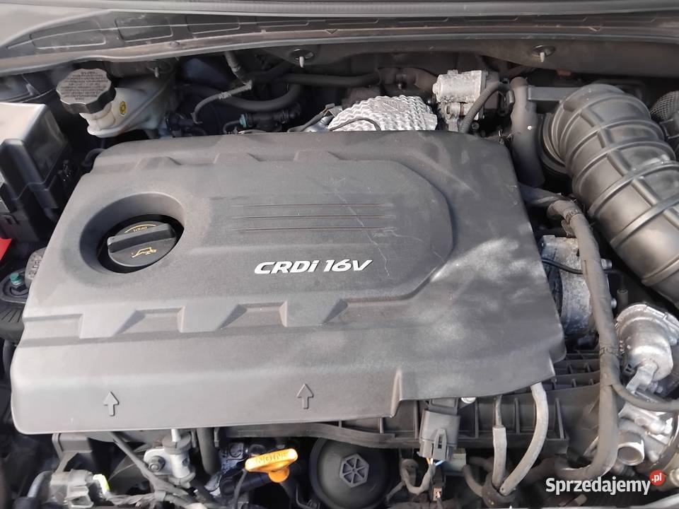 Sprzedam osłone górna silnika do hyundai i40 17