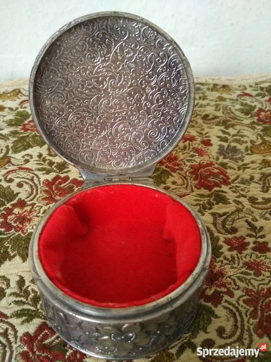 Okrągłe puzederko na biżuterięmetalowe Ropa