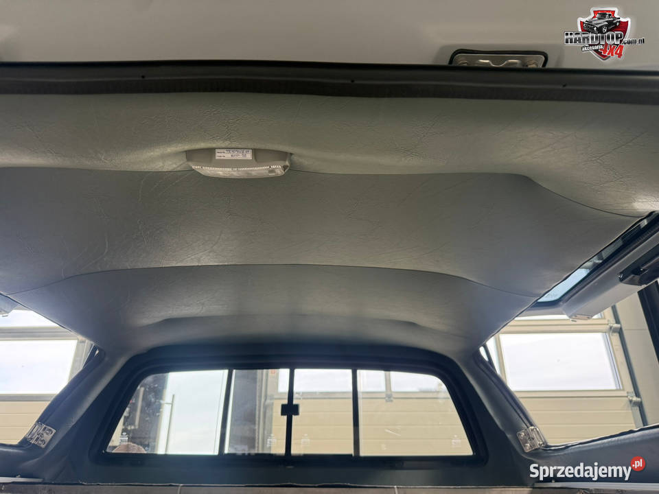 abudowa paki Hardtop Toyota Hilux 2015boki Szyby Pasłęk