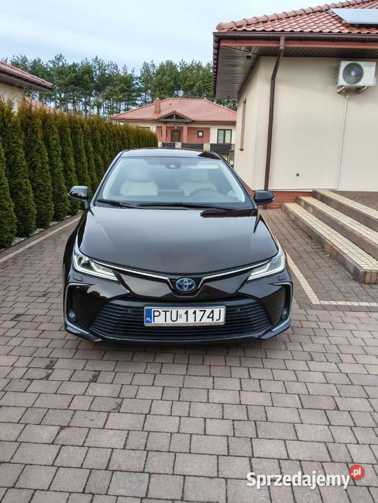 Toyota Corolla 18 Hybrid Salon niski przebieg Turek sprzedam