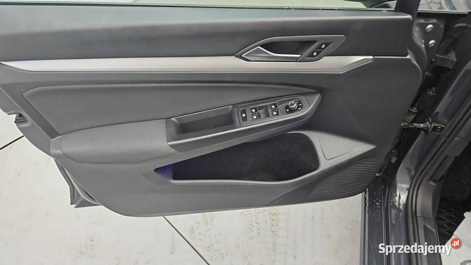 Volkswagen Golf VIII 20 TDI Life Z Polskiego Warszawa